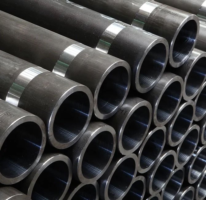Carbon & Alloy Steel Pipes